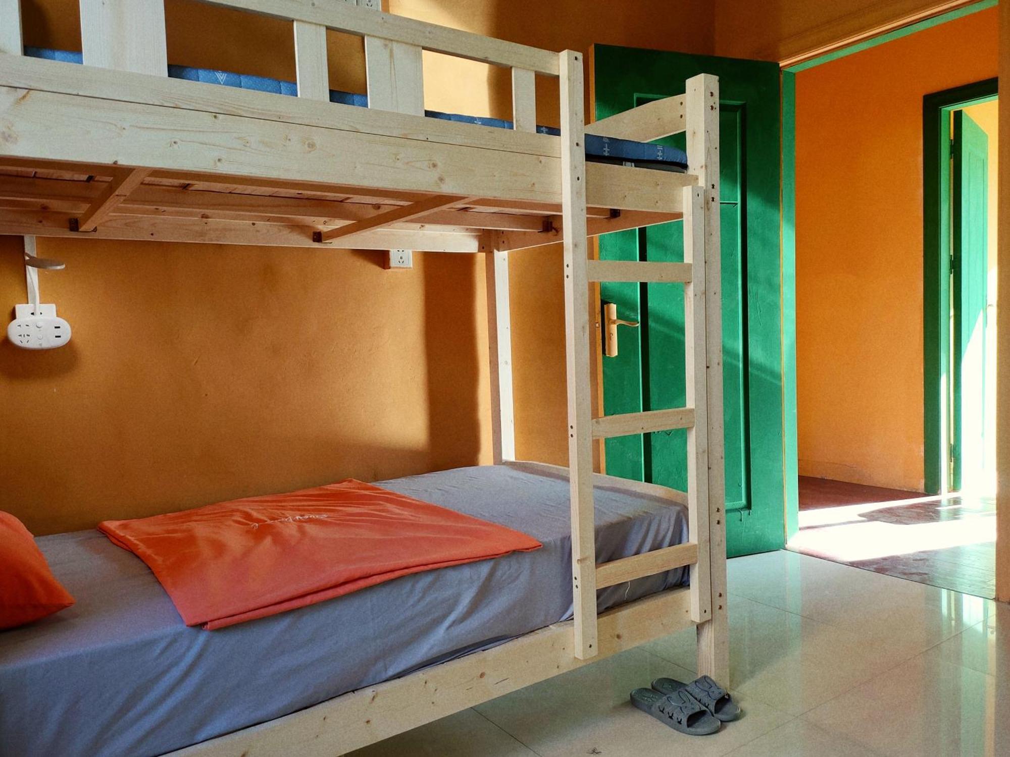 Foshan Cuba Youth Hostel Værelse billede